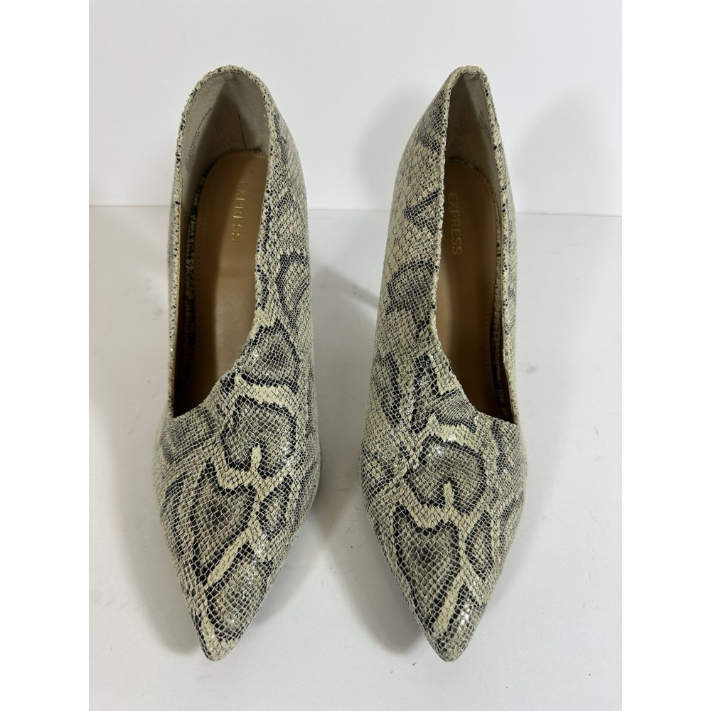 Express Womens 9 Black Cream Snakeskin Textile Print High Heels Pumps 55285